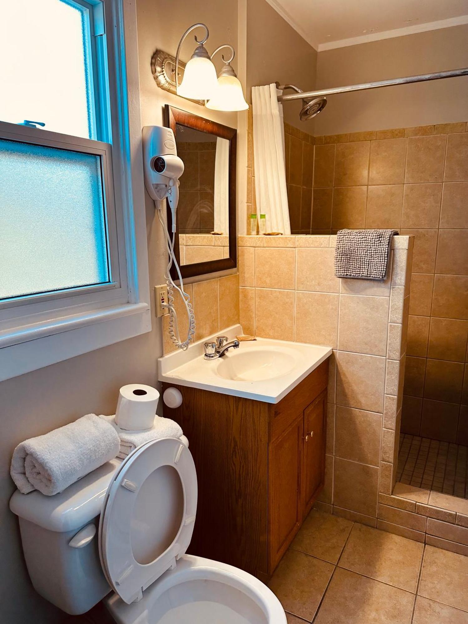 Lakeview Motel & Cottage Kincardine Εξωτερικό φωτογραφία